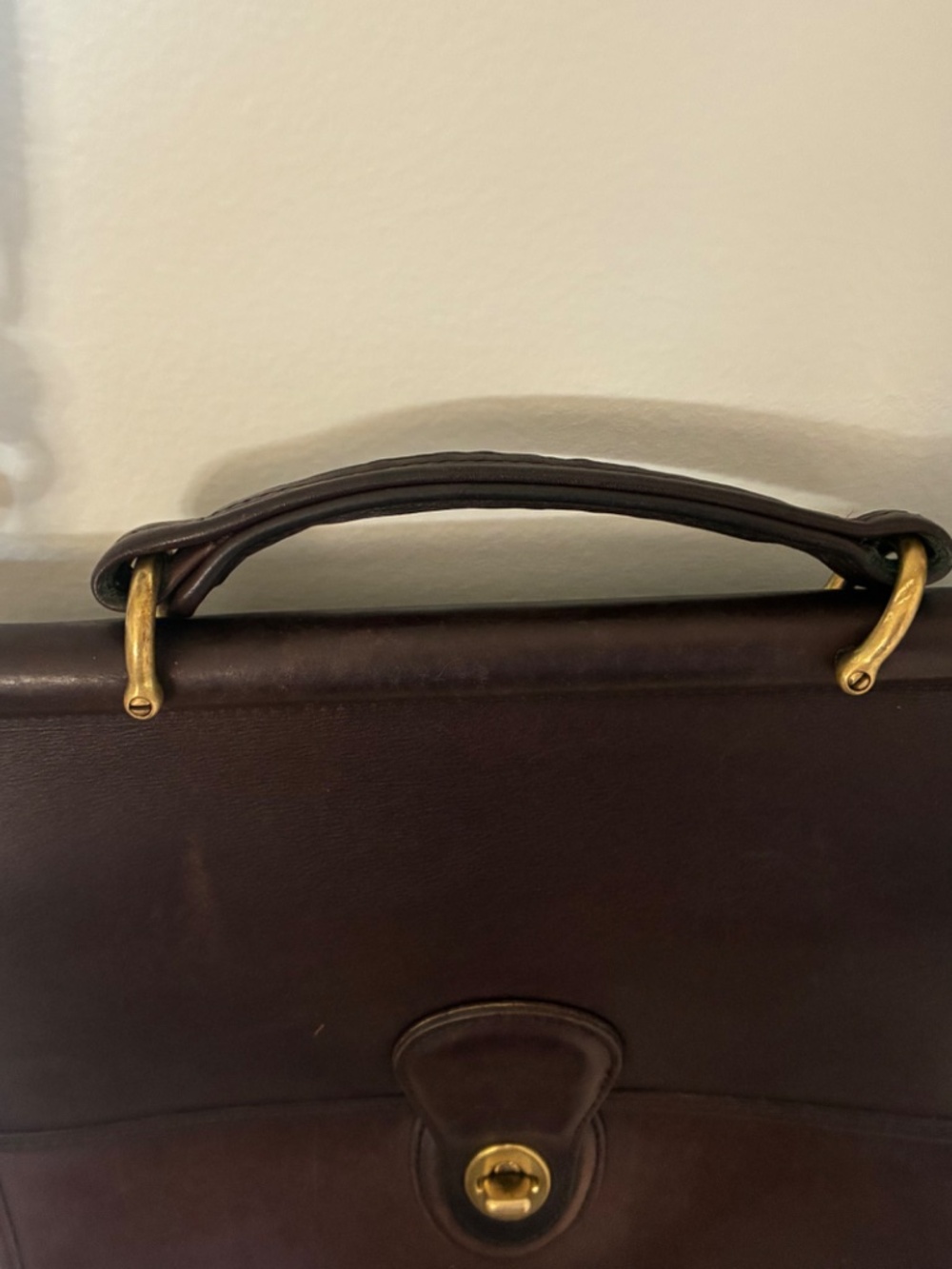 Vintage Coach Mahogany 9927 Willis Bag - Picture 4 of 16